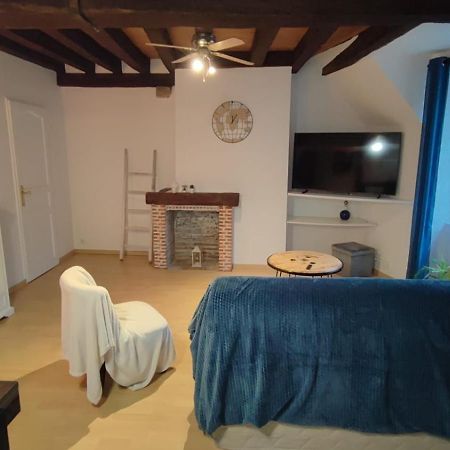 Appartement Duplex 1648 à Blois Extérieur photo