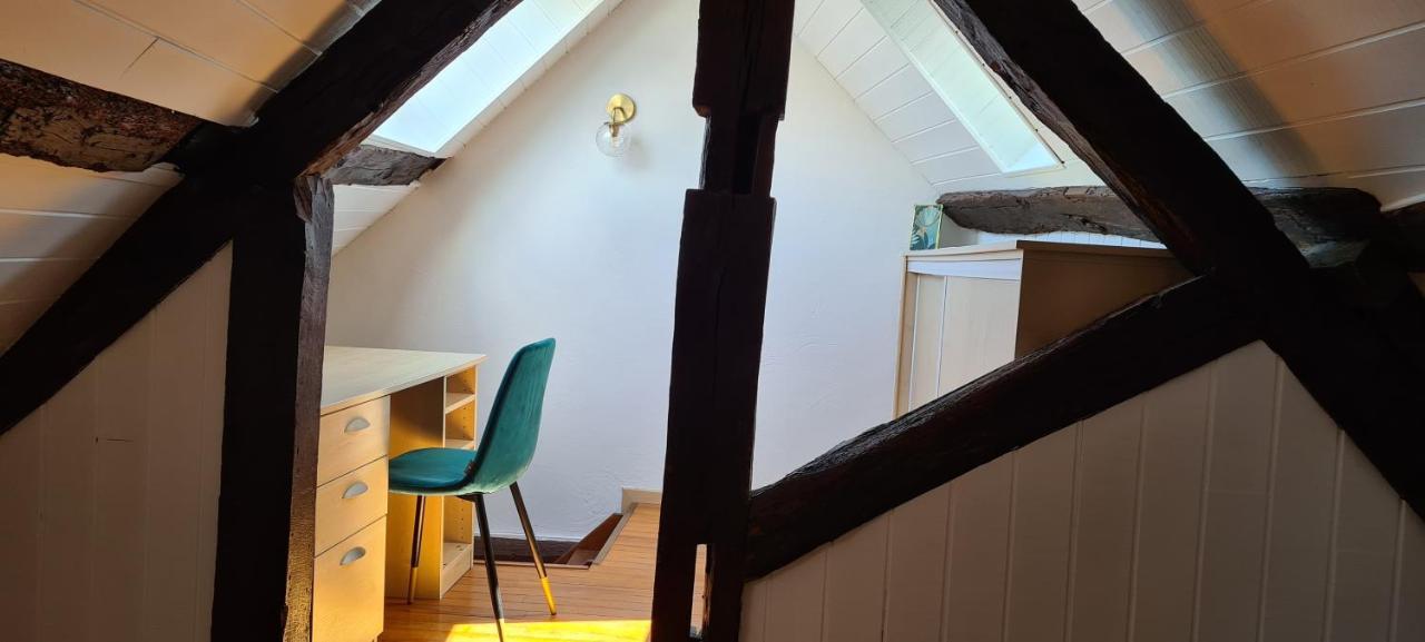 Appartement Duplex 1648 à Blois Extérieur photo
